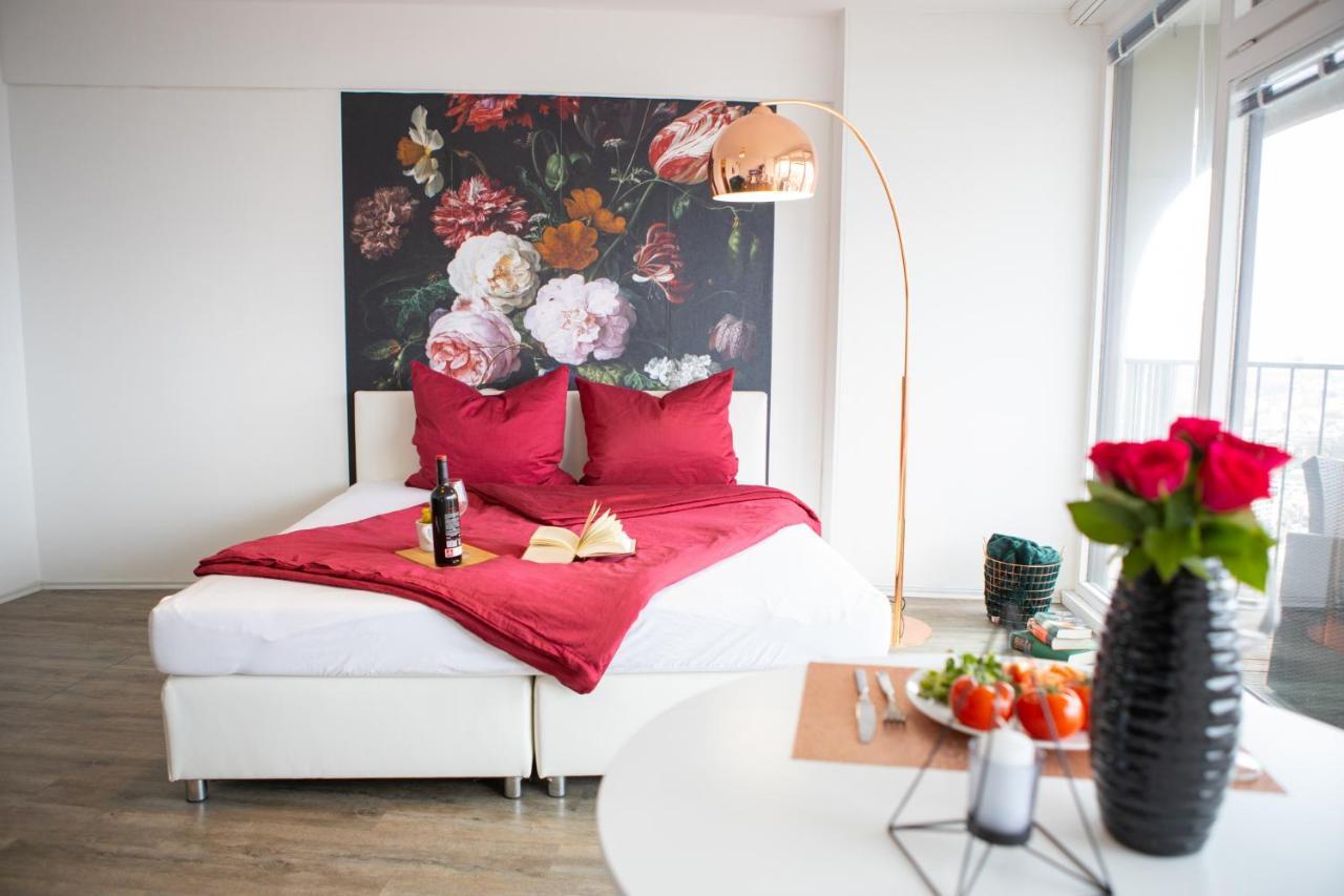 Modernes Apartment Mit Tollem Blick Ueber Die Stadt Augsburg Exterior foto